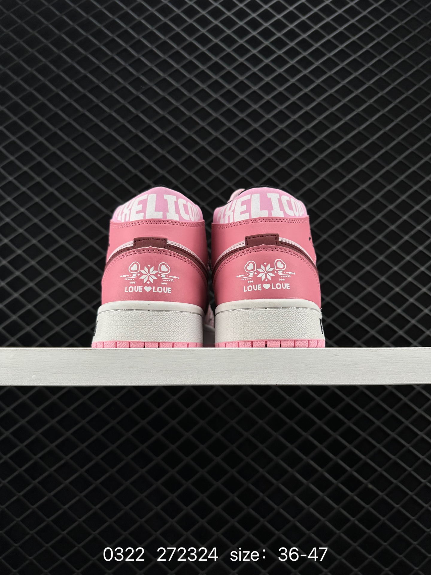 Nike Air Jordan 1 Retro High OG”Black/White“